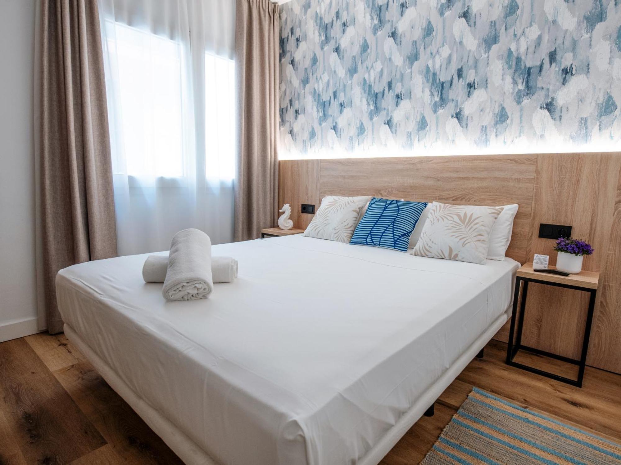 Sweet Lloret Suites Lloret de Mar Exterior photo