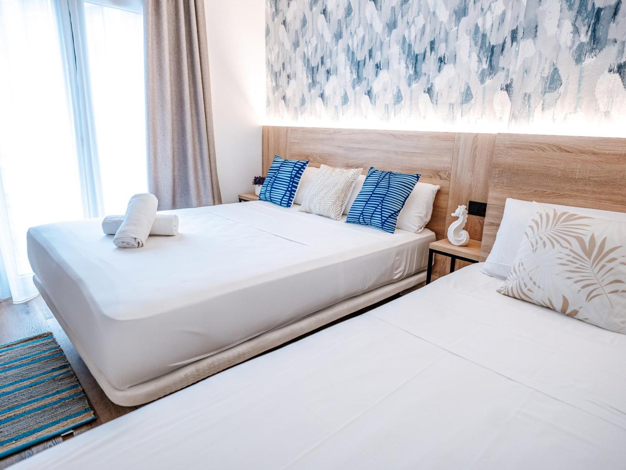 Sweet Lloret Suites Lloret de Mar Exterior photo